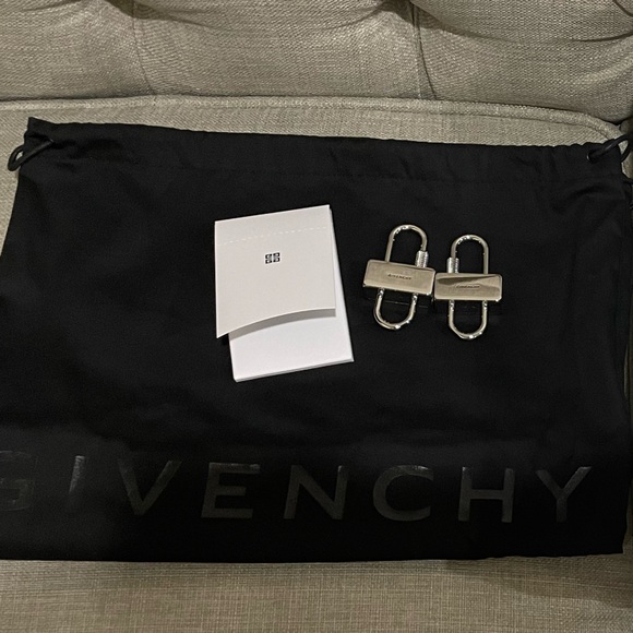 Givenchy Lock Ankle Boots in black leather size 37.5 - Picture 11 of 16